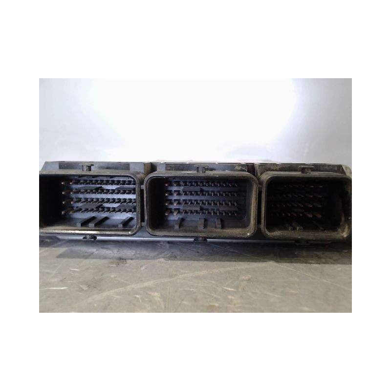 CALCULATEUR MOTEUR RENAULT MEGANE