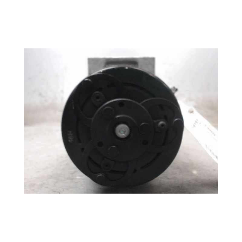 COMPRESSEUR AIR CONDITIONNE RENAULT CLIO IV 2012-