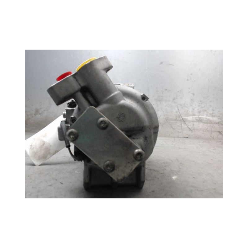 COMPRESSEUR AIR CONDITIONNE RENAULT CLIO IV 2012-