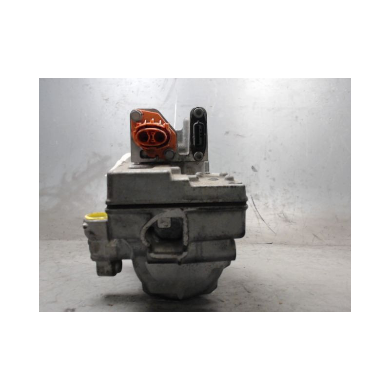 COMPRESSEUR AIR CONDITIONNE RENAULT KANGOO