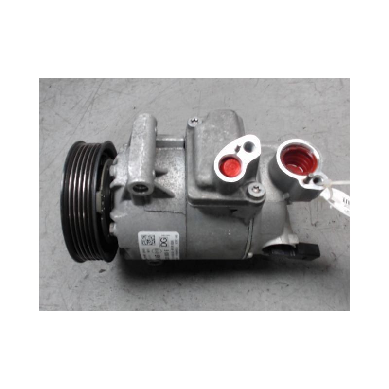 COMPRESSEUR AIR CONDITIONNE VOLKSWAGEN POLO 2009-