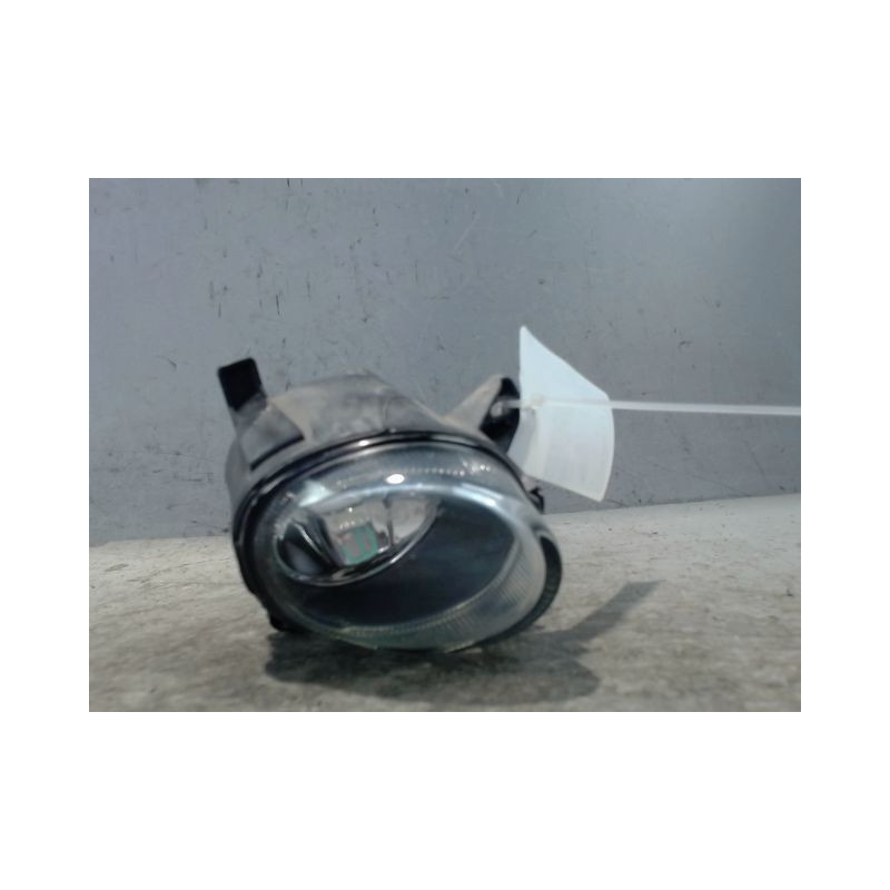 PHARE ANTIBROUILLARD AVANT DROIT AUDI A1