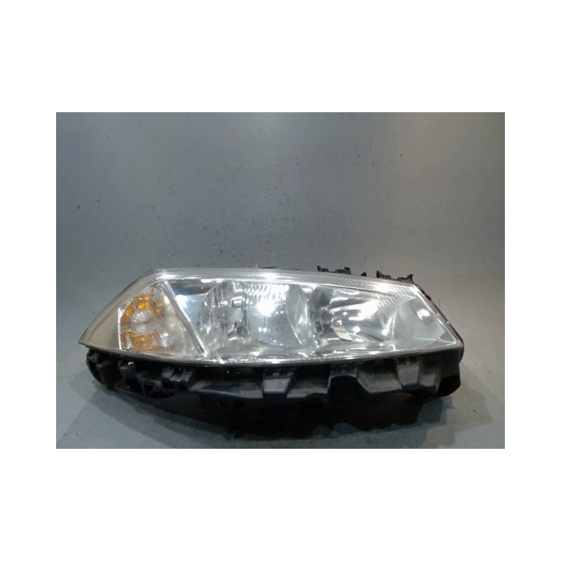 PHARE DROIT RENAULT MEGANE