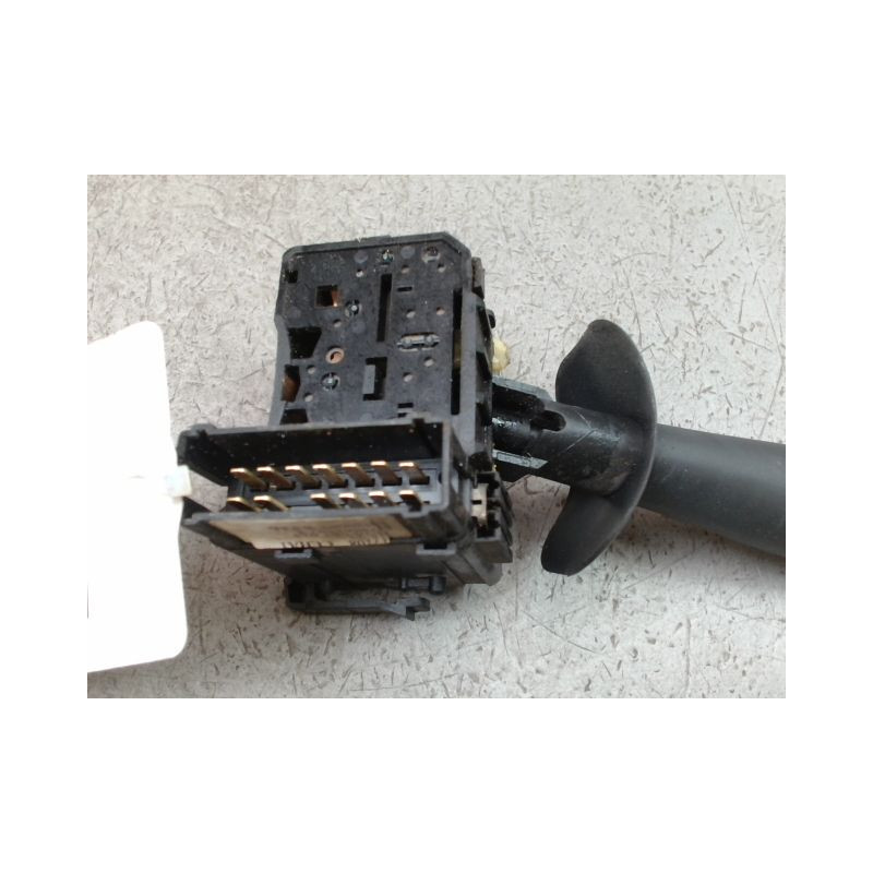 COMMANDE ESSUIE GLACE OPEL VIVARO C1 F2700 4P