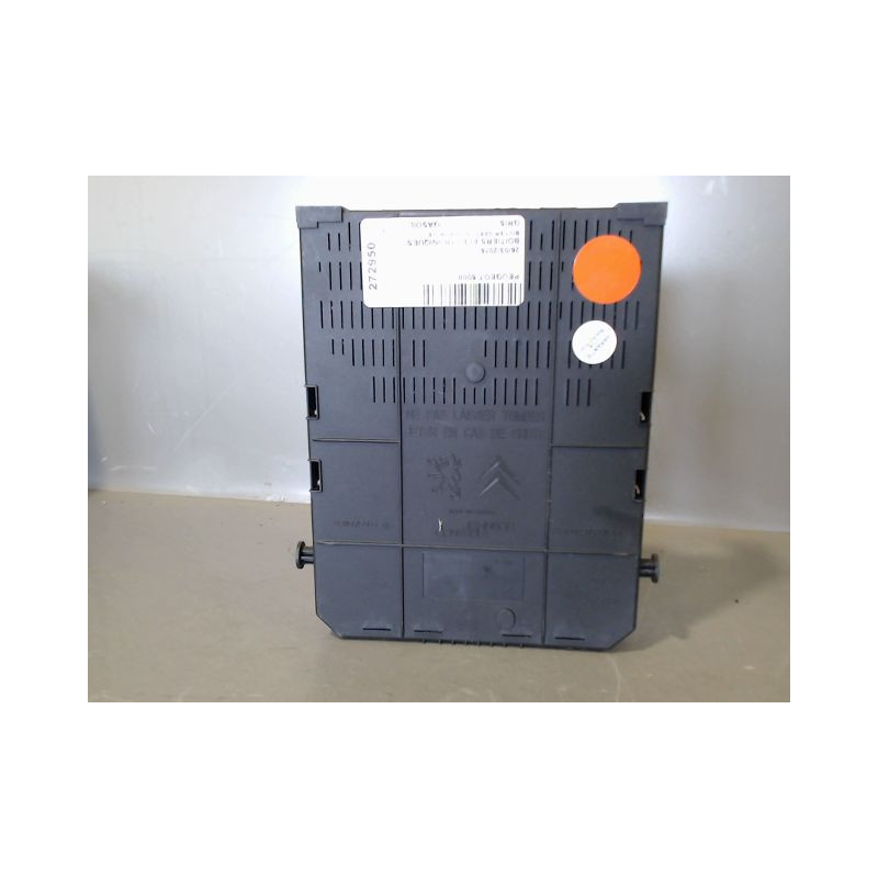 BOITIER GESTION HABITACLE PEUGEOT 5008