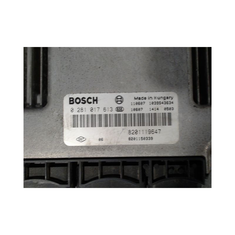 CALCULATEUR MOTEUR RENAULT LAGUNA