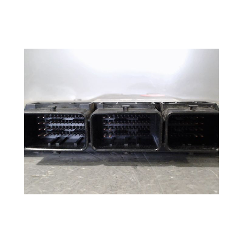 CALCULATEUR MOTEUR RENAULT LAGUNA