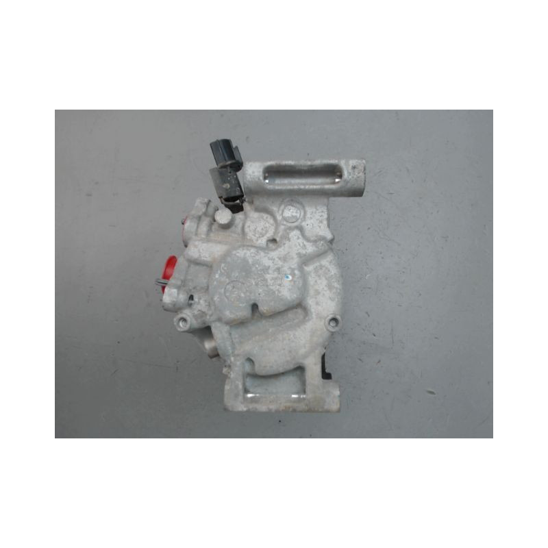 COMPRESSEUR AIR CONDITIONNE HYUNDAI IX20