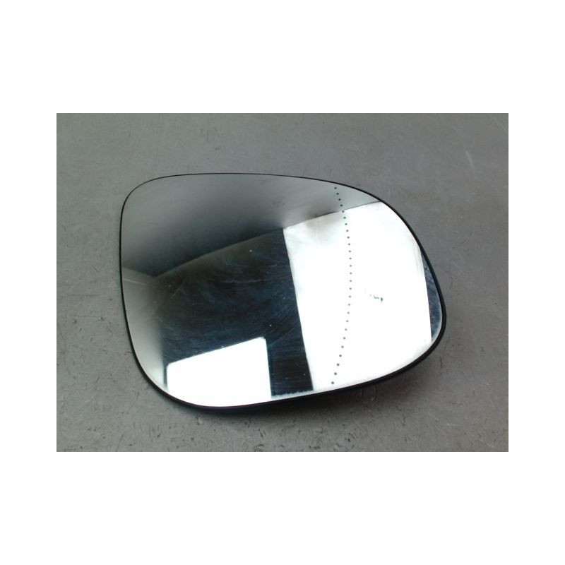 GLACE RETROVISEUR EXT D MERCEDES CITAN