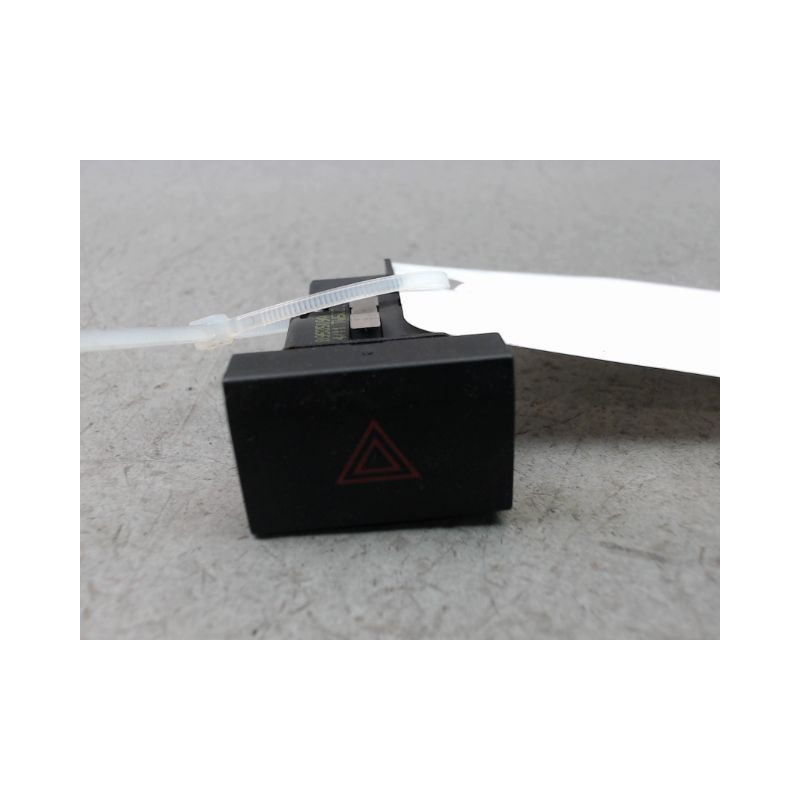 BOUTON DE WARNING VOLKSWAGEN POLO V Phase 1 (6R) 2009-...