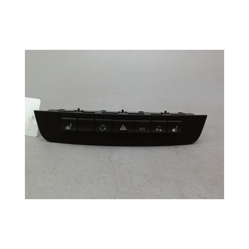 BOUTON DE WARNING MERCEDES CLASSE B 2008-
