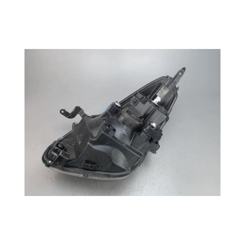 PHARE DROIT NISSAN PIXO