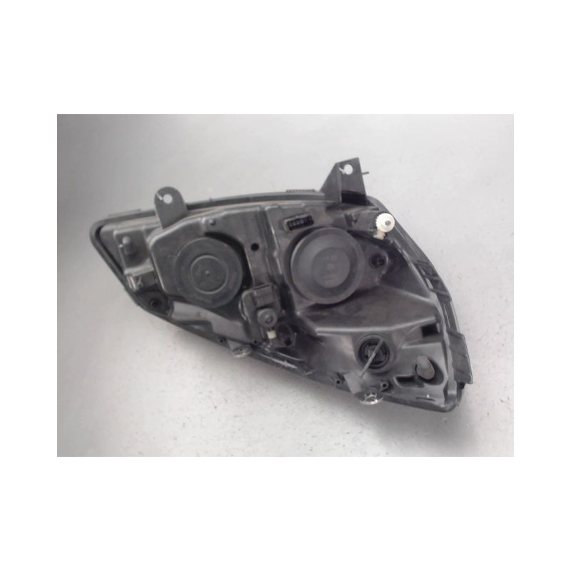 PHARE GAUCHE RENAULT MEGANE
