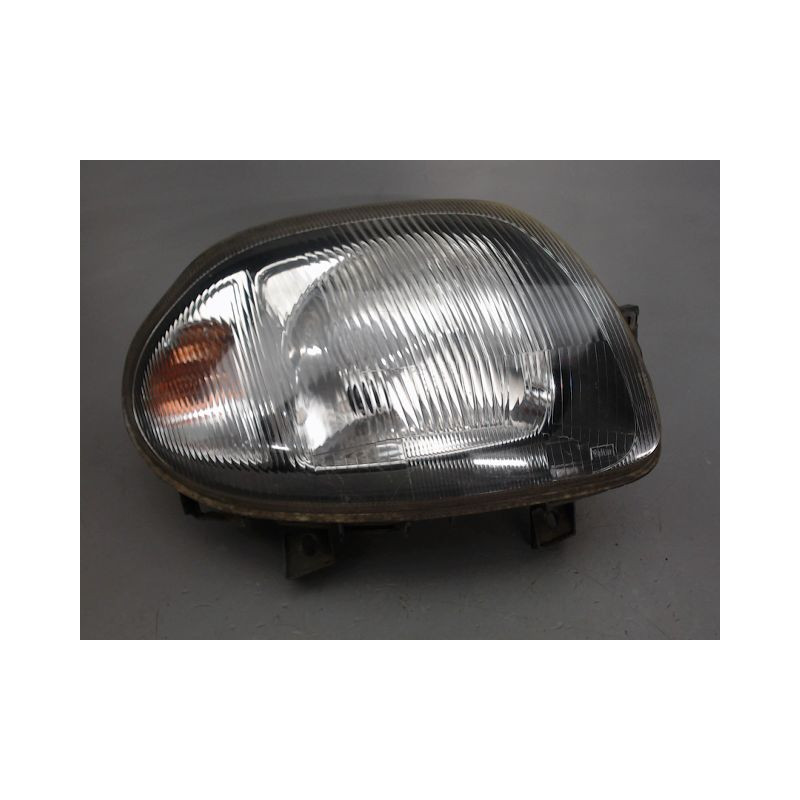 PHARE DROIT RENAULT CLIO
