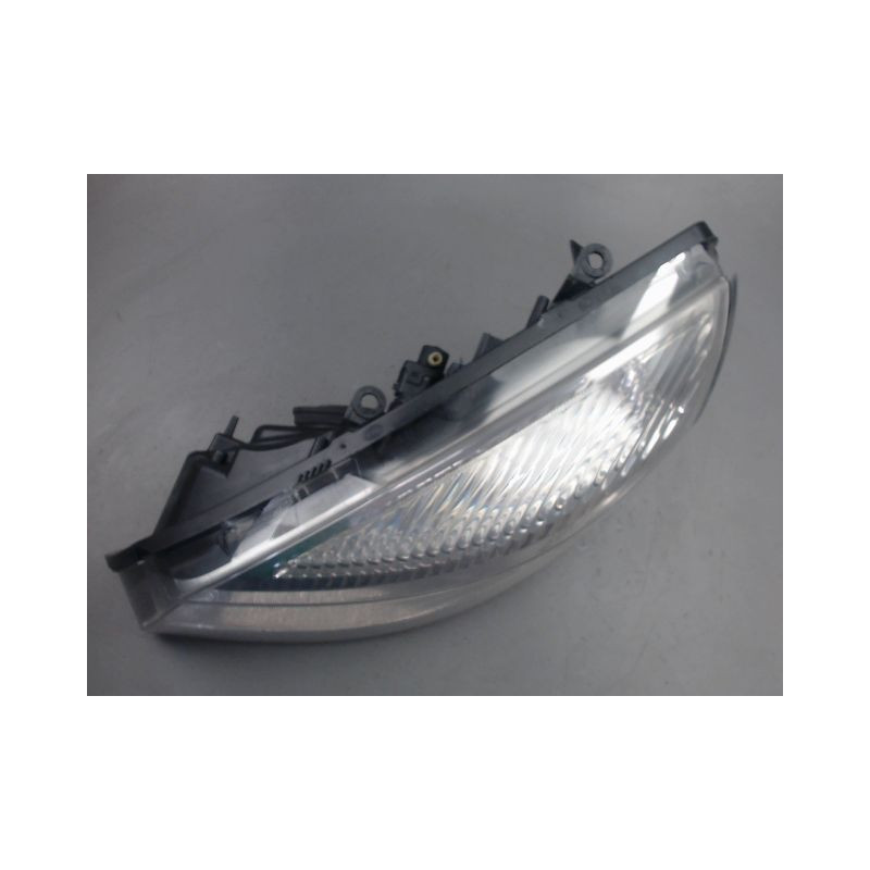 PHARE GAUCHE RENAULT MEGANE