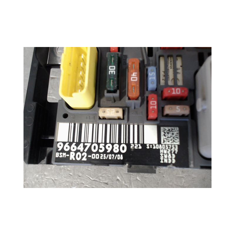 BOITE A FUSIBLES CITROEN C5