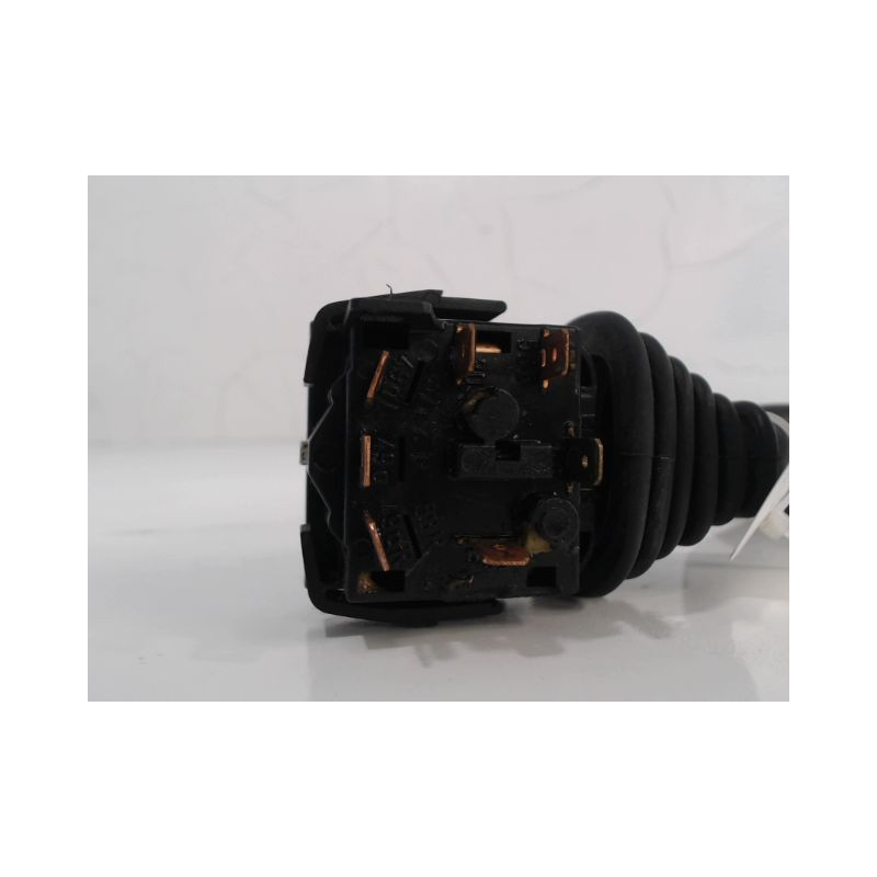 COMMANDE CLIGNOTANT SKODA FELICIA 95-2000