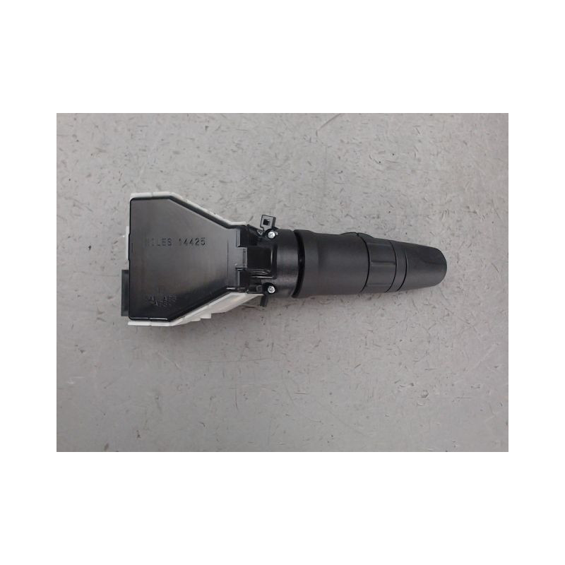 COMMANDE CLIGNOTANT NISSAN NV200