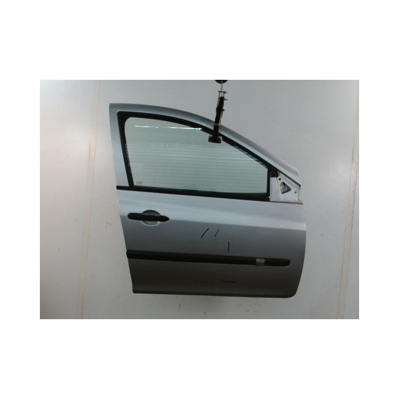 PORTE AVANT DROIT RENAULT CLIO