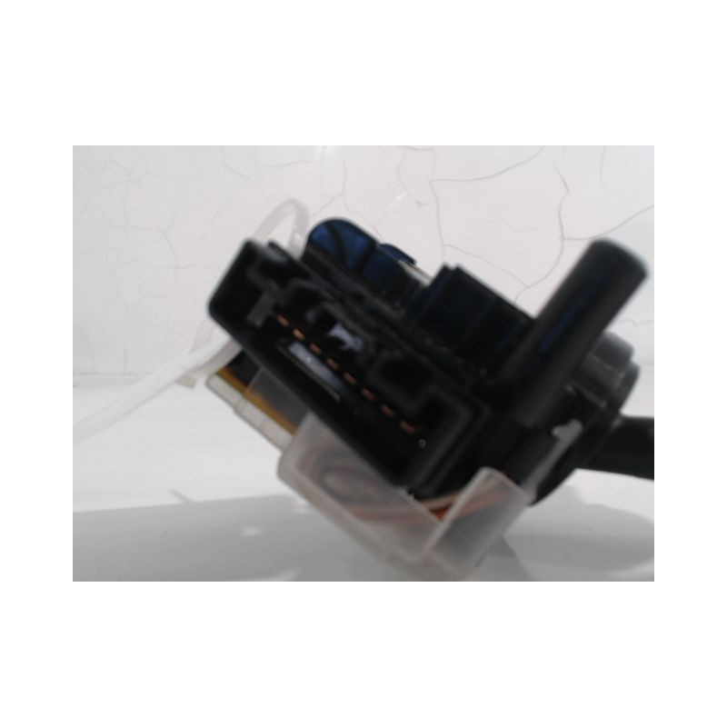 COMMANDE ESSUIE GLACE DAIHATSU CUORE 03-
