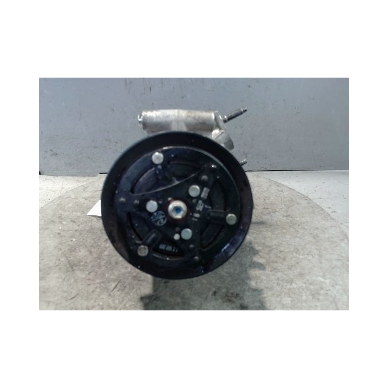 COMPRESSEUR AIR CONDITIONNE FORD KA+