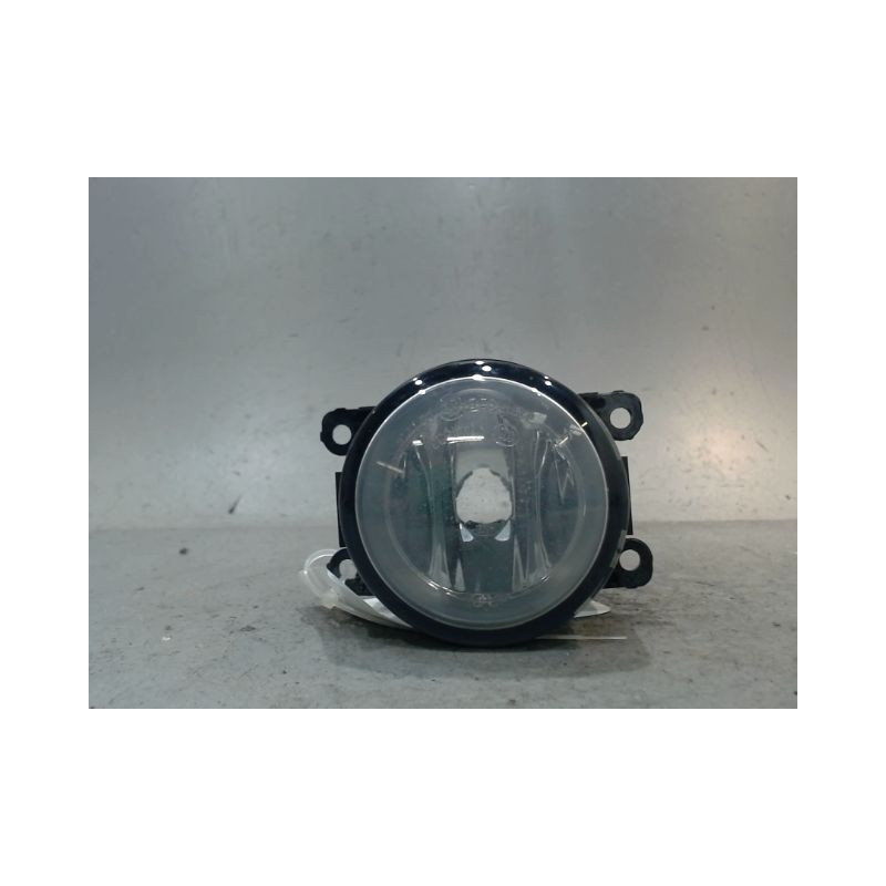 PHARE ANTIBROUILLARD AVANT GAUCHE FORD FIESTA