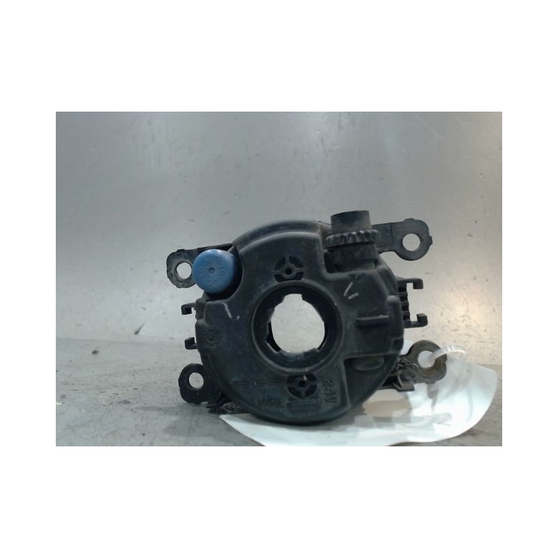 PHARE ANTIBROUILLARD AVANT GAUCHE FORD FIESTA