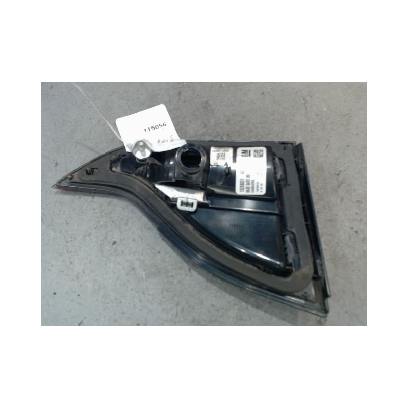 FEU ARRIERE INTERIEUR DROIT OPEL ZAFIRA