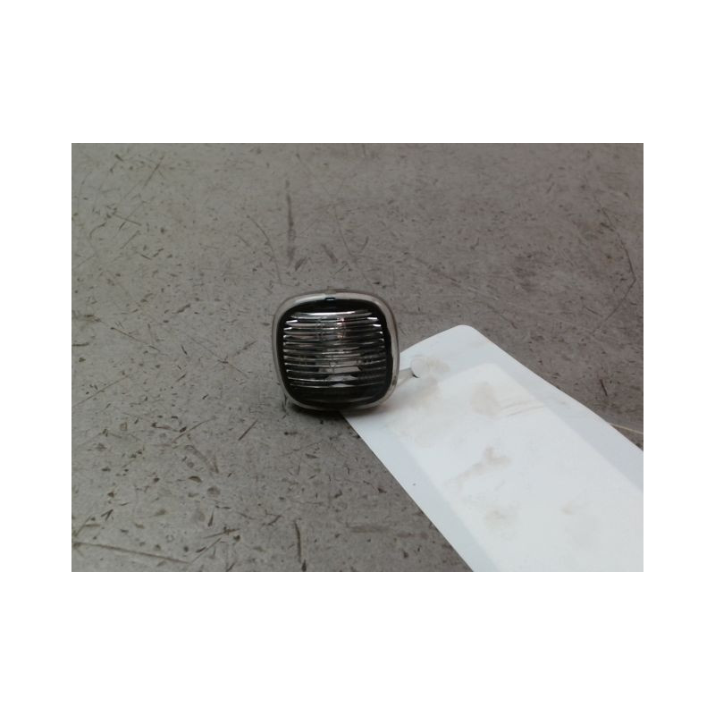 REPETITEUR AILE GAUCHE SKODA FABIA BREAK 2008-