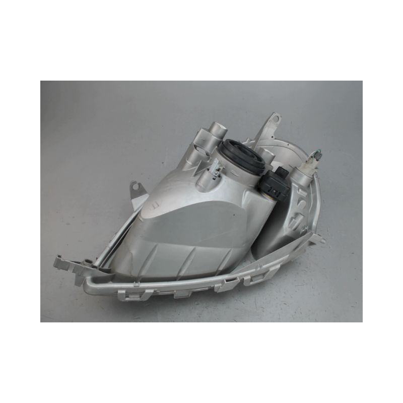 PHARE DROIT TOYOTA YARIS