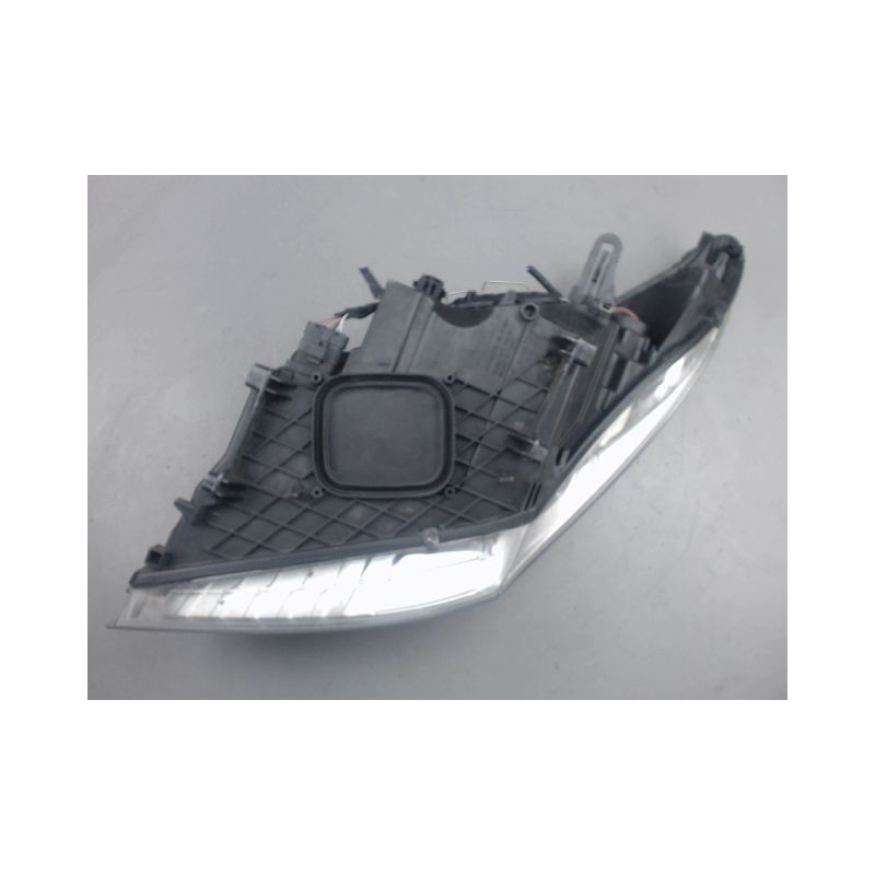 PHARE DROIT RENAULT MEGANE