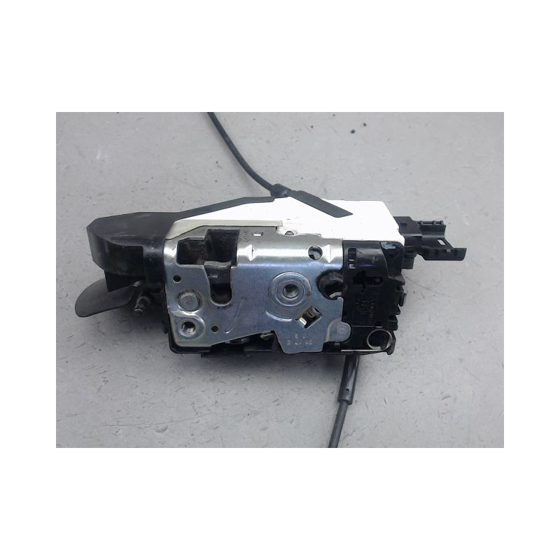 SYSTEME CONDAMNATION AVANT GAUCHE CITROEN C3