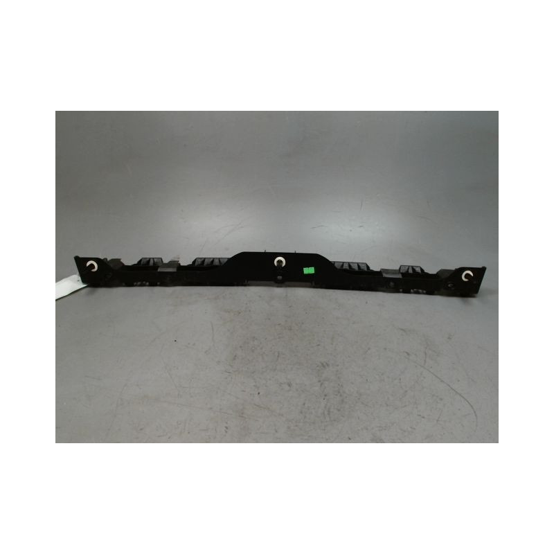 SUPPORT CENTRAL PARE-CHOC ARRIERE  RENAULT CLIO