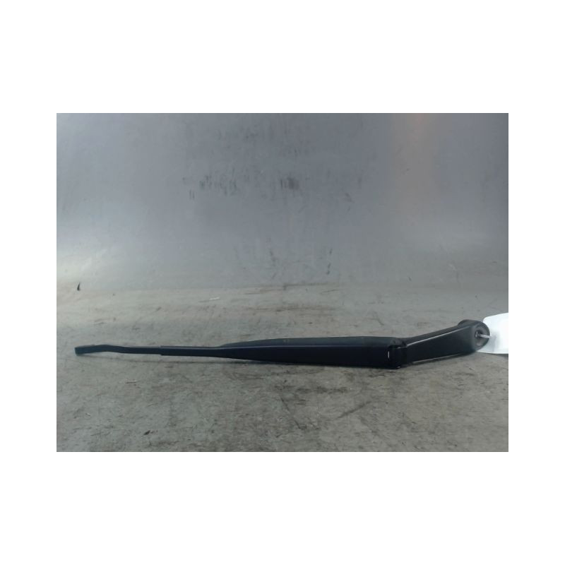 BRAS ESSUIE-GLACE AVANT GAUCHE SUZUKI IGNIS 03-