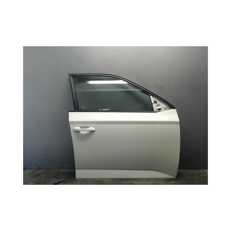 PORTE AVANT DROIT SKODA FABIA