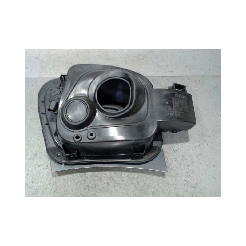 VOLET DE TRAPPE CARBURANT OPEL CROSSLAND