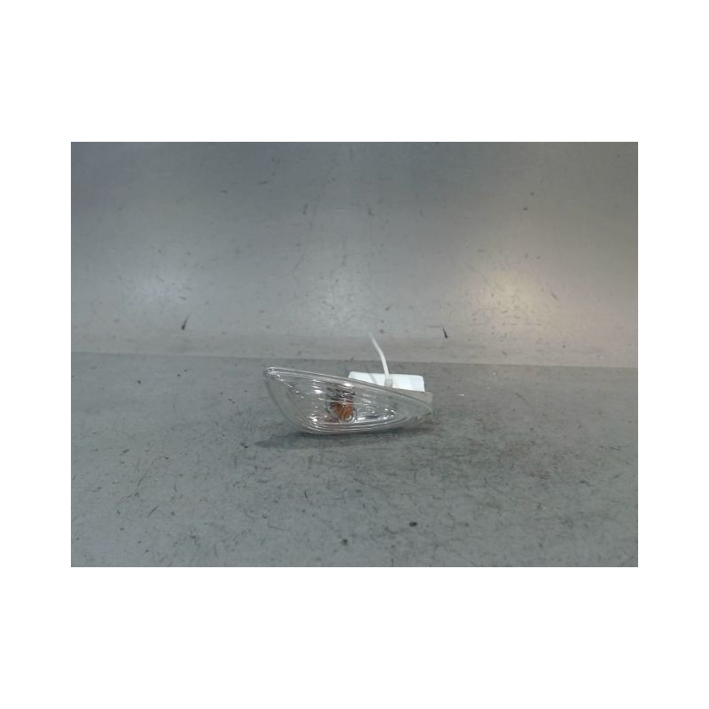 REPETITEUR AILE DROIT KIA PICANTO