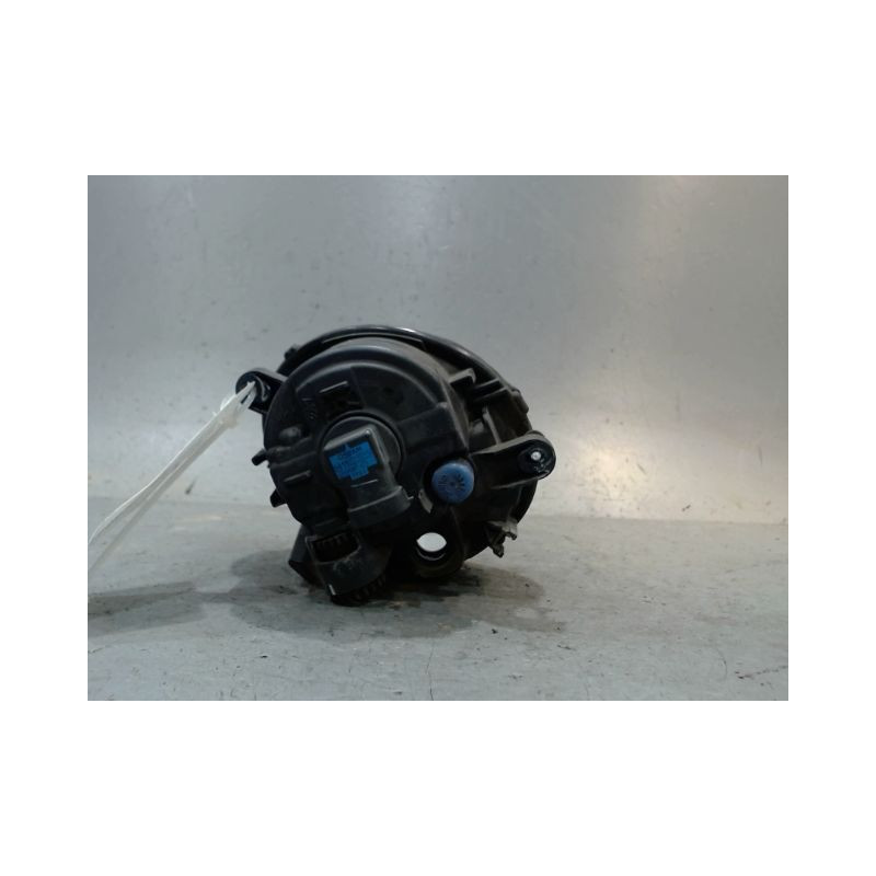 PHARE ANTIBROUILLARD AVANT DROIT RENAULT TWINGO
