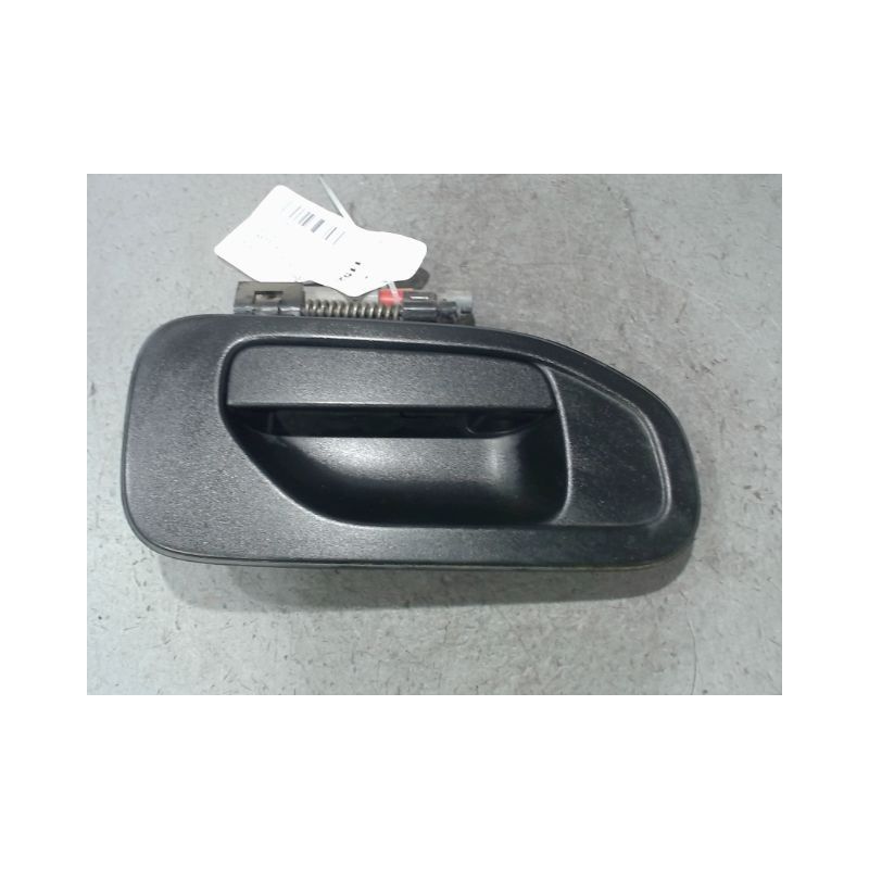 POIGNEE EXTERIEURE PORTE AVANT DROIT NISSAN NV200
