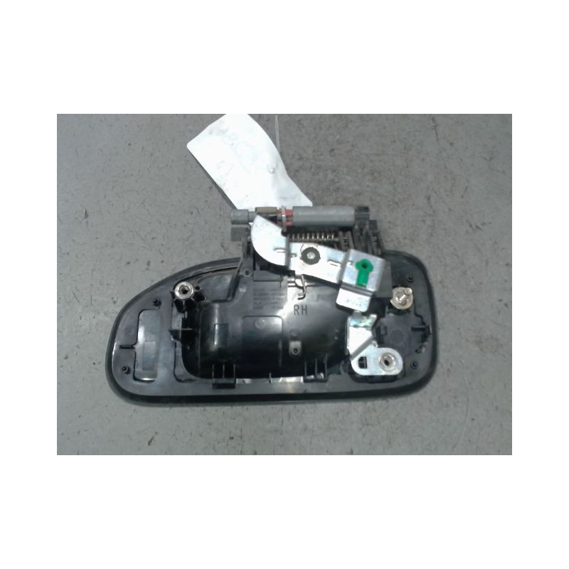 POIGNEE EXTERIEURE PORTE AVANT DROIT NISSAN NV200