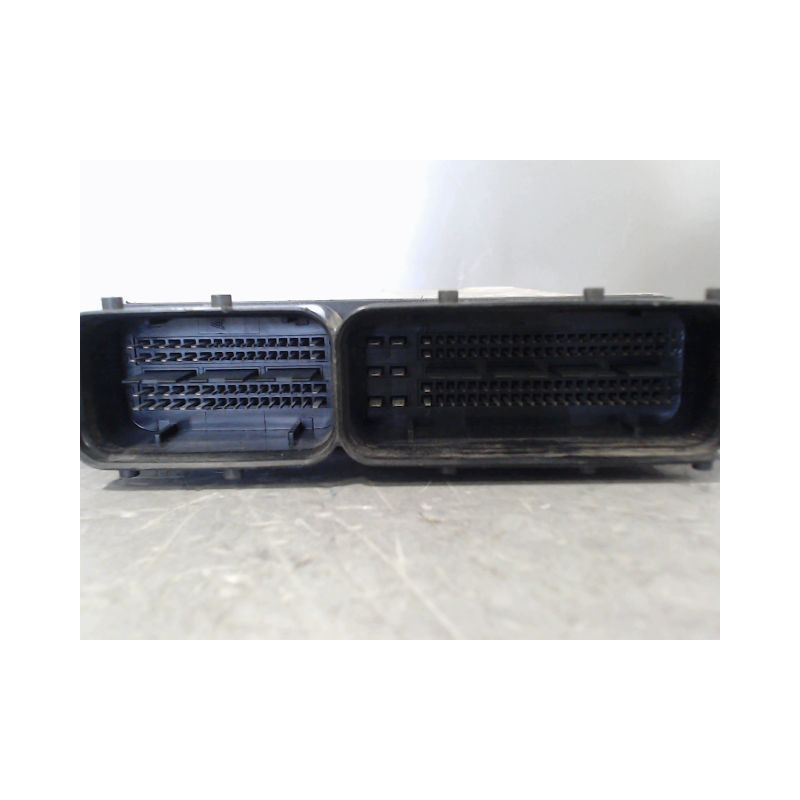 CALCULATEUR MOTEUR VOLKSWAGEN GOLF VI 08-13