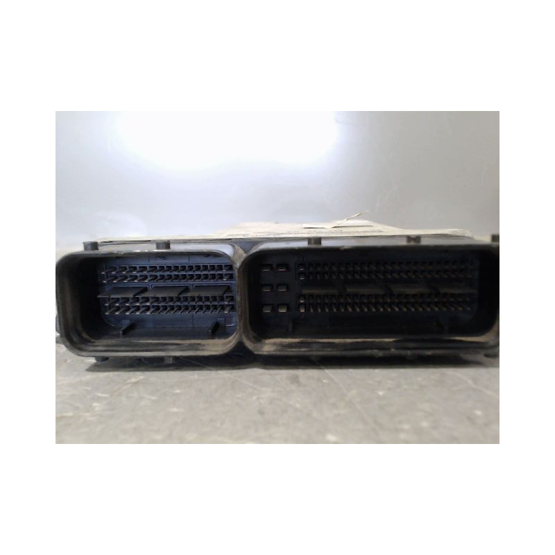 CALCULATEUR MOTEUR VOLKSWAGEN GOLF VI 08-13