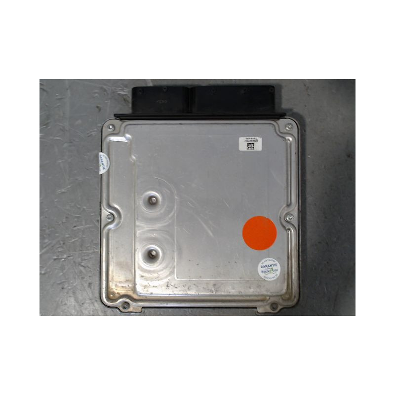 CALCULATEUR MOTEUR VOLKSWAGEN PASSAT