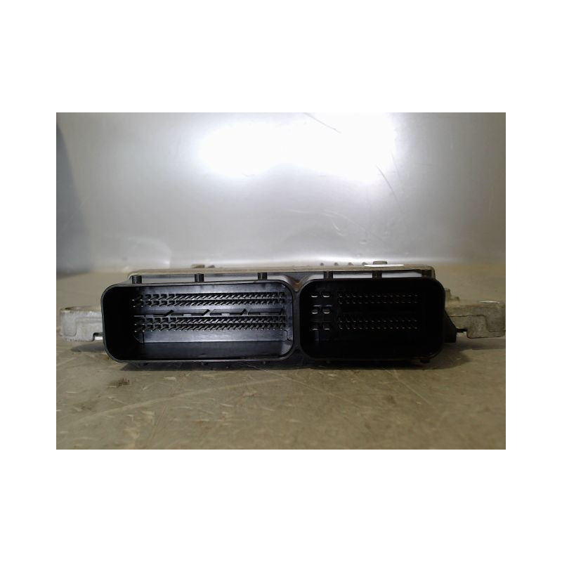 CALCULATEUR MOTEUR MERCEDES CLASSE C