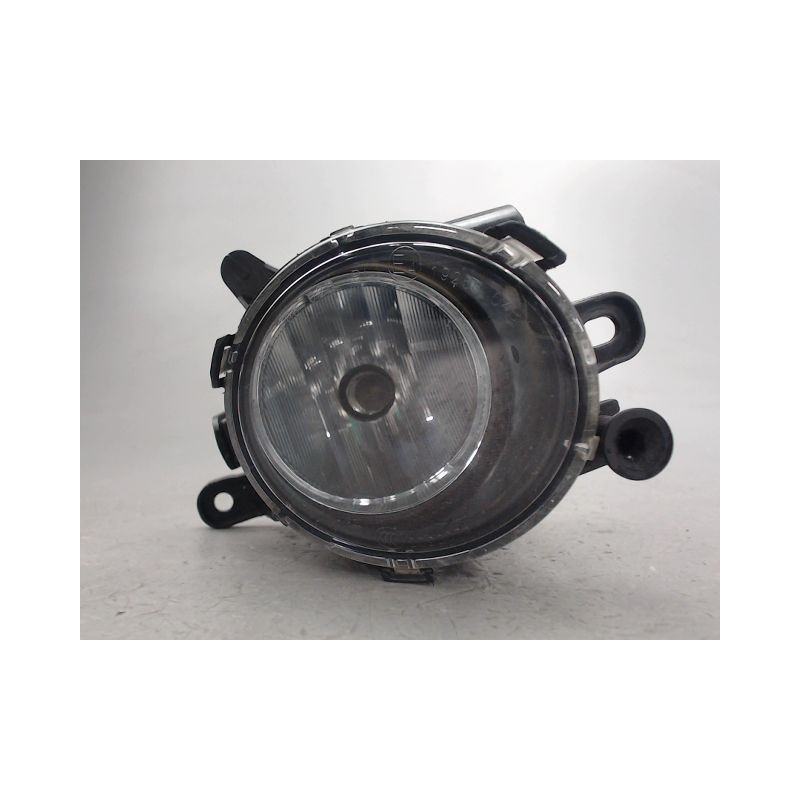 PHARE ANTIBROUILLARD AVANT DROIT OPEL MERIVA