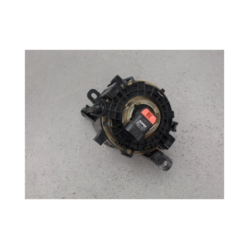 PHARE ANTIBROUILLARD AVANT DROIT OPEL MERIVA