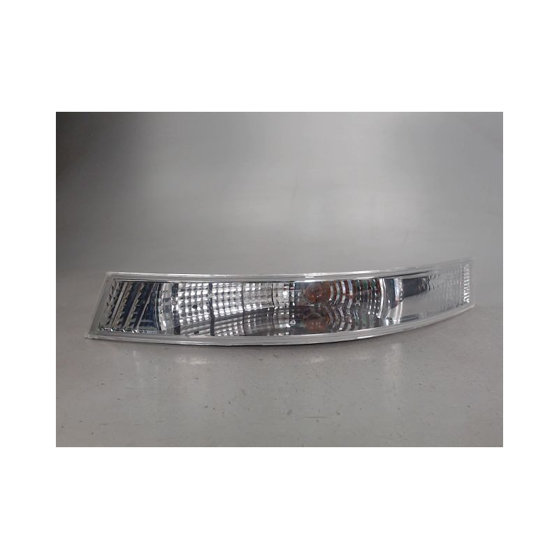 CLIGNOTANT GAUCHE NISSAN INTERSTAR