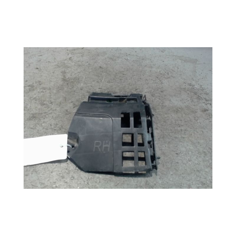 SUPPORT PARE-CHOC AVD VOLVO XC40