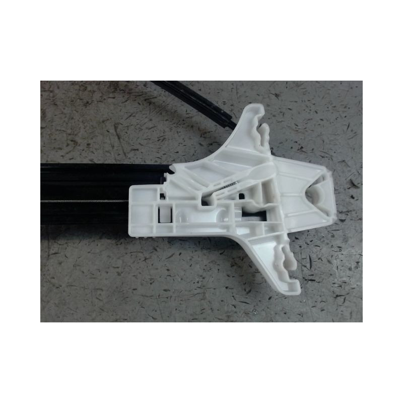 MECANISME+MOTEUR LEVE-GLACE ARRIERE GAUCHE SEAT IBIZA 2008-