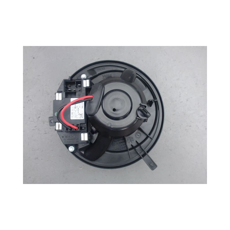 MOTEUR VENTILATEUR CHAUFFAGE VOLKSWAGEN TOURAN